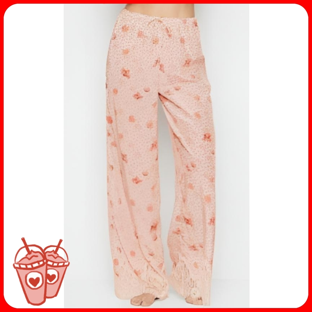 Victoria's Secret Lightweight Silky Lace Pant